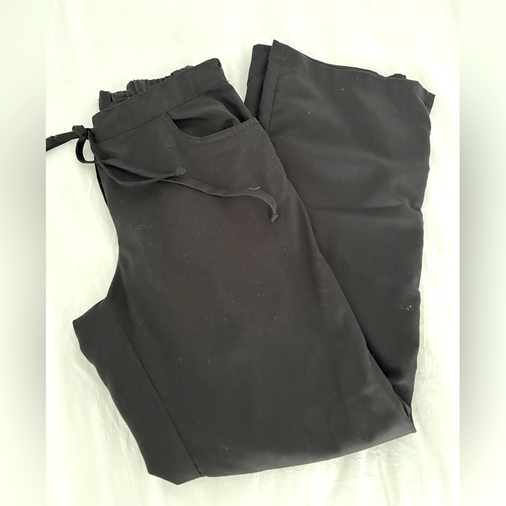 Grey’s Anatomy scrub pants